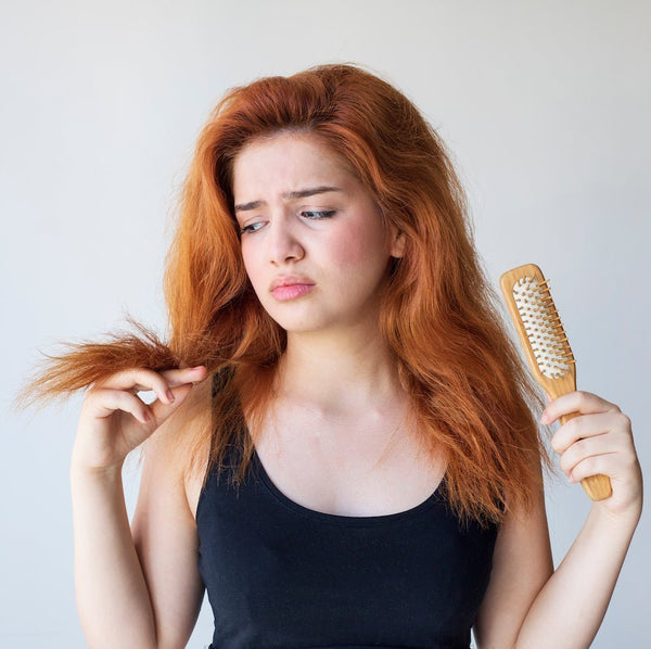 髪のパサつきの原因は紫外線ダメージ?対策方法&補修ケアアイテム厳選