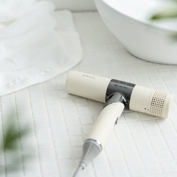 KINUJOってどんなブランド?人気のドライヤー/アイロンを紹介