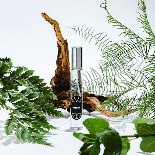 オースキンO FRAGRANCE(オー・フレグランス) 04 オンブル香水 - アルバム オンラインストア